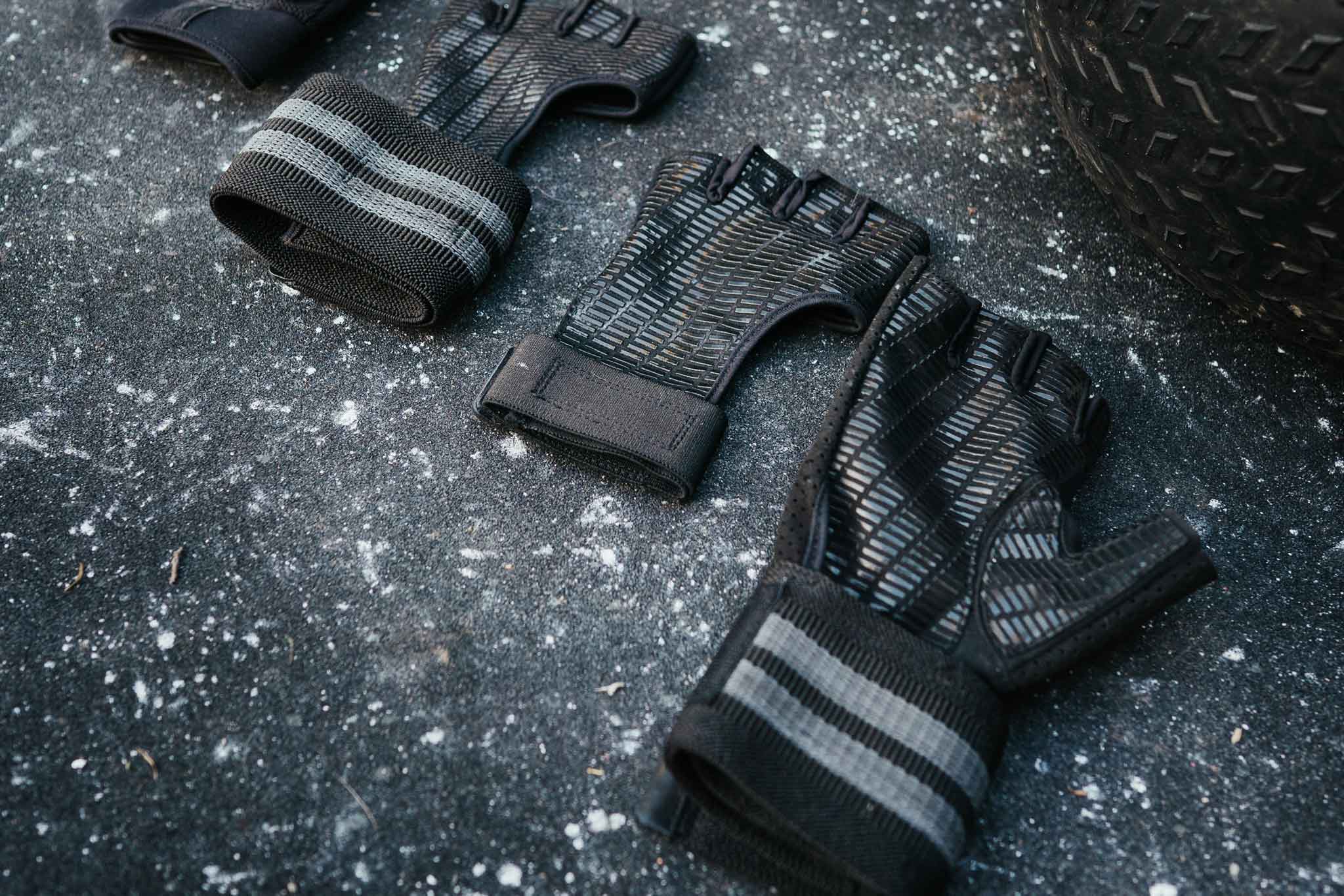 Reeva Weightlifting Gloves